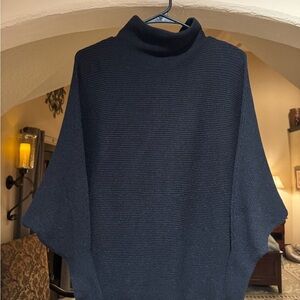 Philosophy Women’s Black Ribbed Turtleneck Sweater